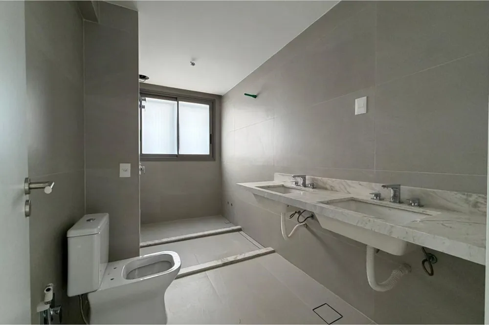 Apartamento para venda no bairro Três Figueiras em Porto Alegre