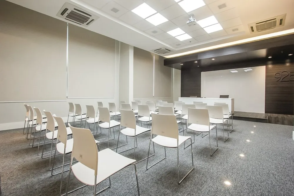 Sala para venda no bairro Independência em Porto Alegre