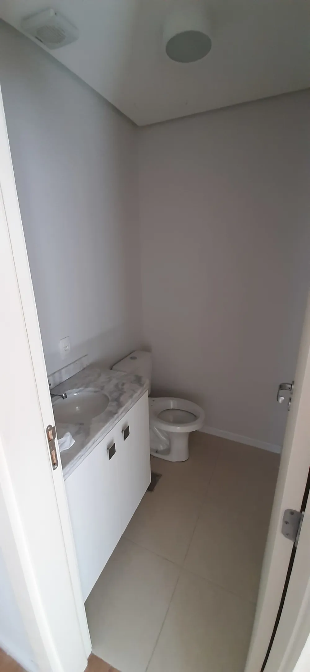 Sala para venda no bairro Menino Deus em Porto Alegre