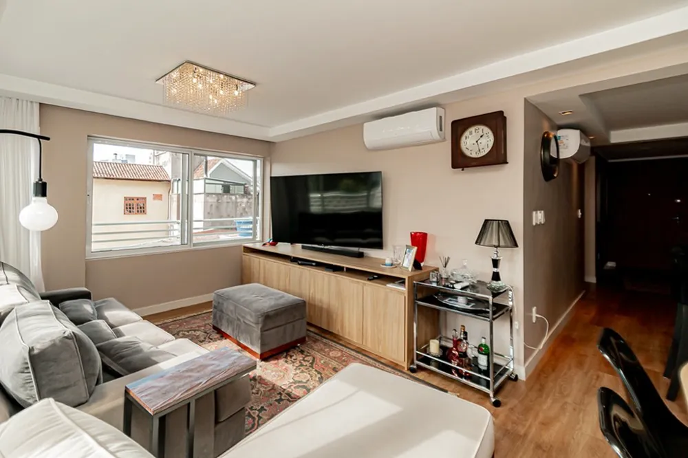 Apartamento para venda no bairro São João em Porto Alegre