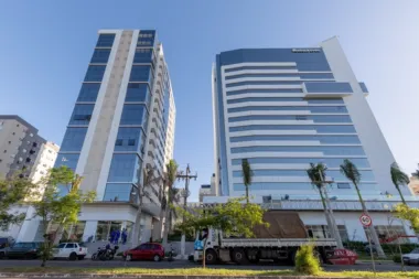 Studio para venda no bairro Chácara das Pedras em Porto Alegre