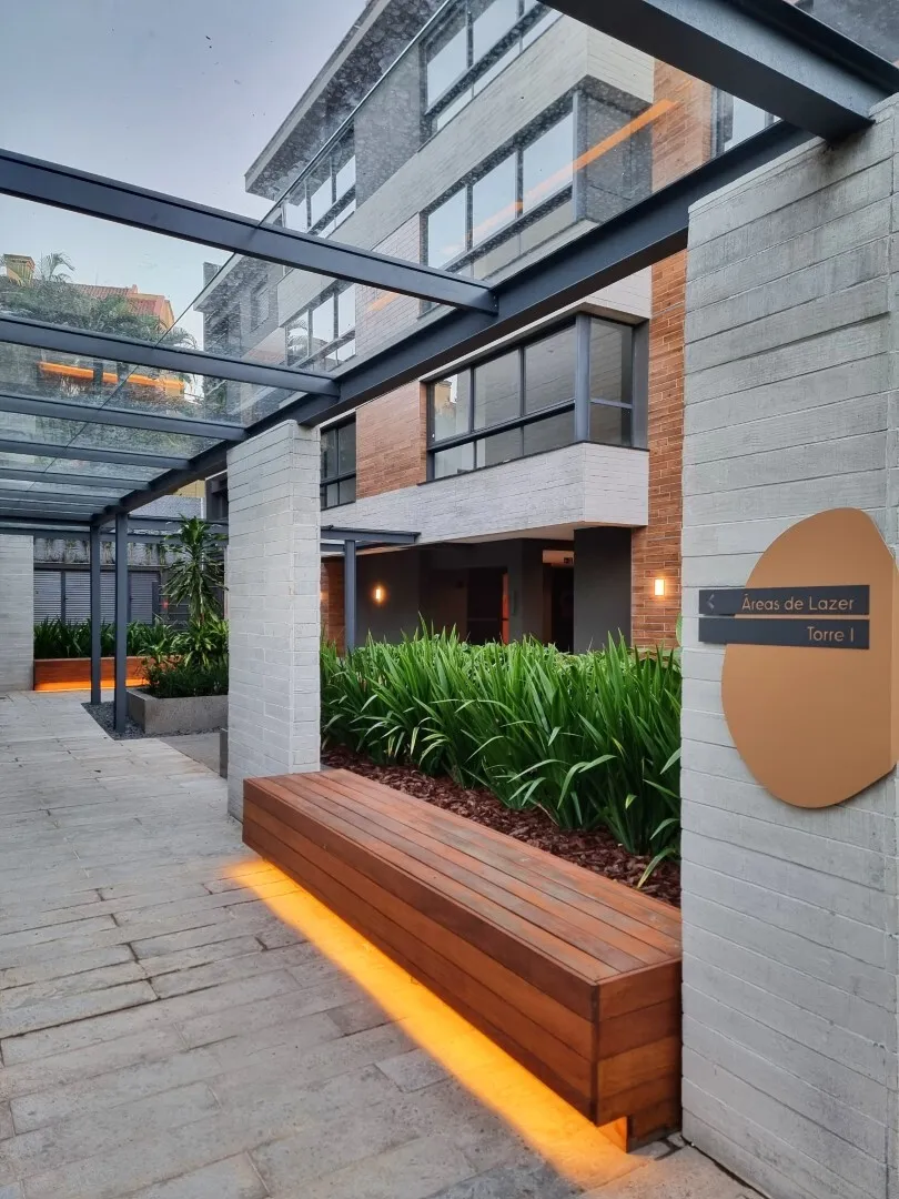 Apartamento para venda no bairro Três Figueiras em Porto Alegre