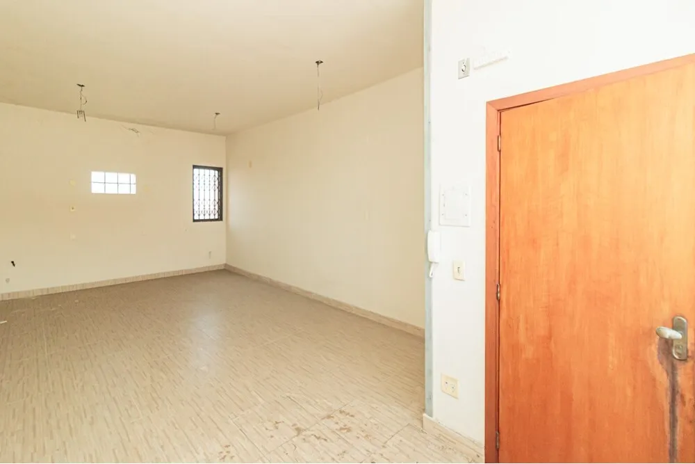 Edifício Comercial para venda no bairro Sarandi em Porto Alegre