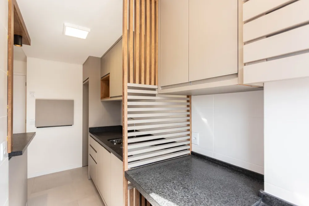 Apartamento para venda no bairro Vila Ipiranga em Porto Alegre