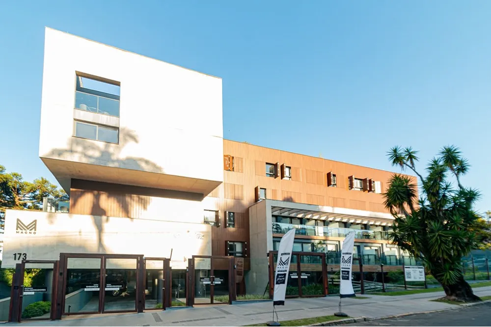 Apartamento para venda no bairro Três Figueiras em Porto Alegre