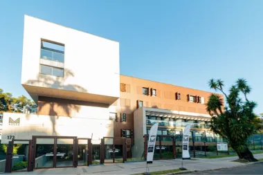 Apartamento para venda no bairro Três Figueiras em Porto Alegre
