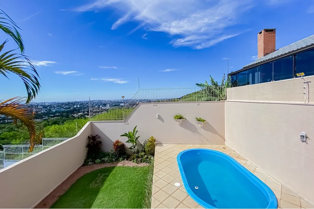 Casa para venda no bairro Teresópolis em Porto Alegre