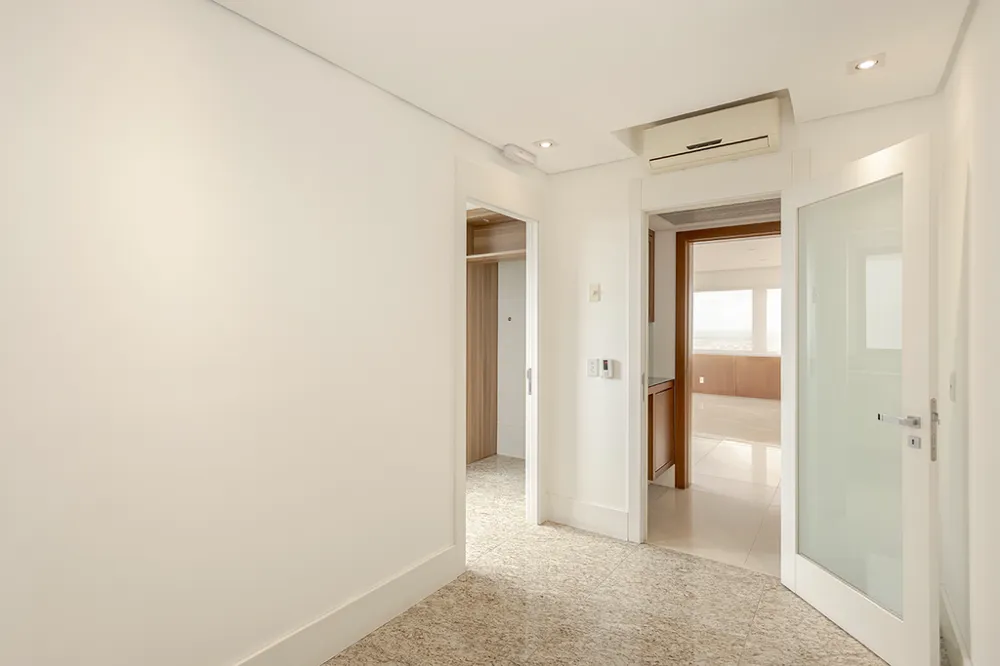 Triplex para venda no bairro Bela Vista em Porto Alegre