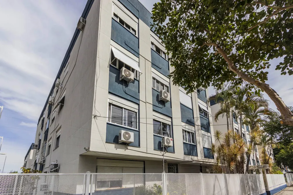 Apartamento para venda no bairro Azenha em Porto Alegre