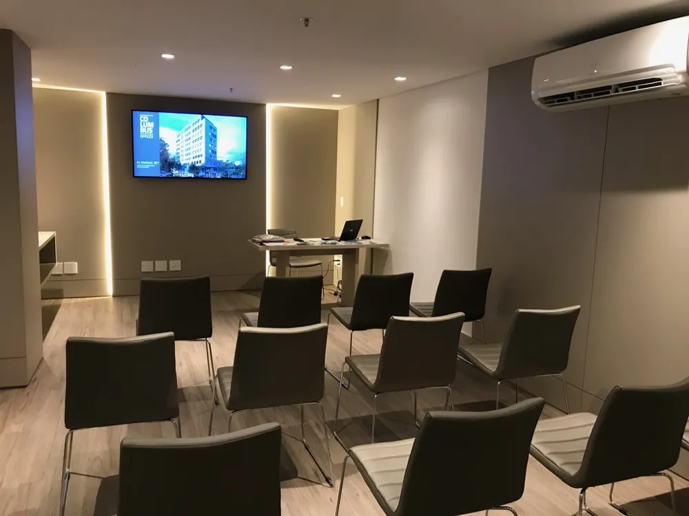 Sala para venda no bairro Auxiliadora em Porto Alegre