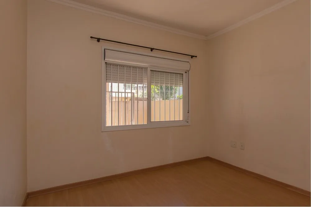 Casa para venda no bairro Vila Ipiranga em Porto Alegre