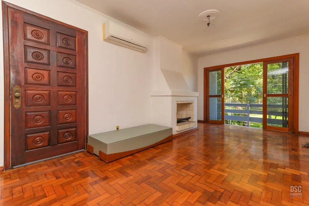 Casa para venda no bairro Vila Ipiranga em Porto Alegre