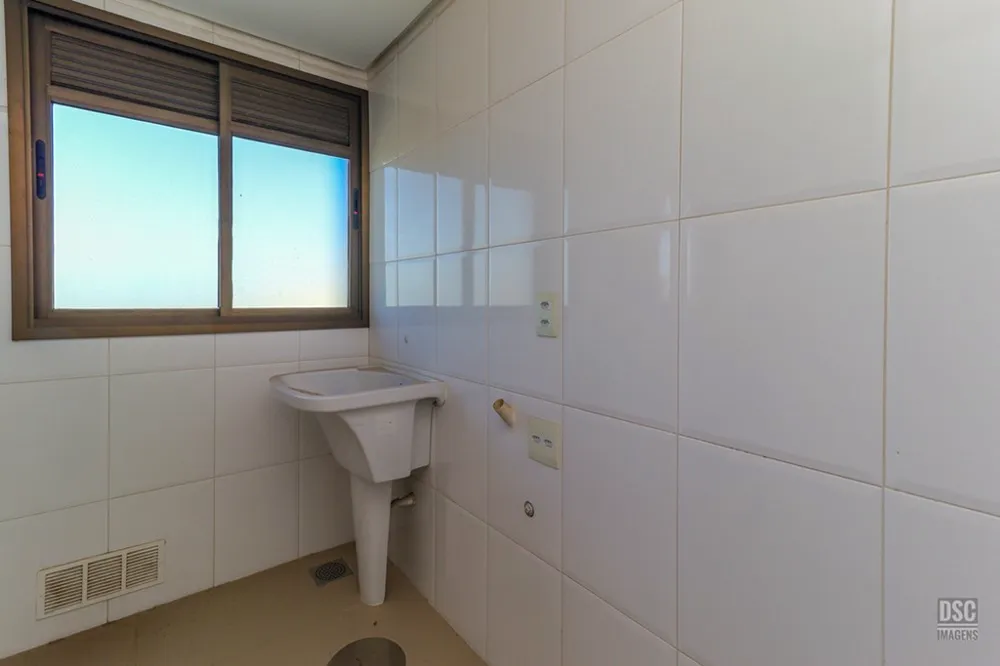 Apartamento para venda no bairro Jardim Planalto em Porto Alegre