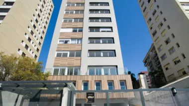 Apartamento para venda no bairro Três Figueiras em Porto Alegre