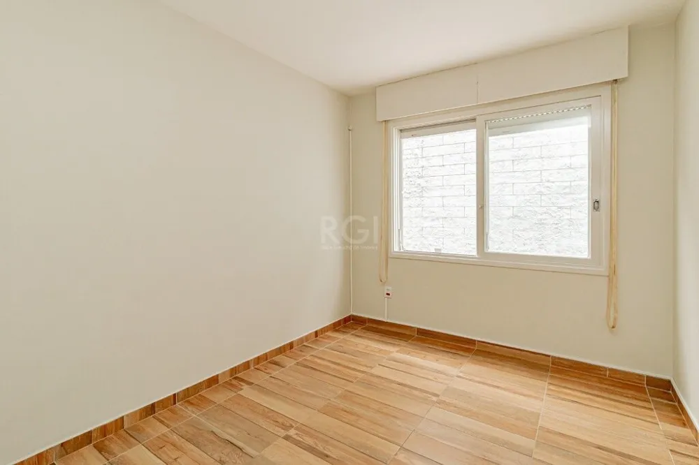 Apartamento para venda no bairro Vila Ipiranga em Porto Alegre