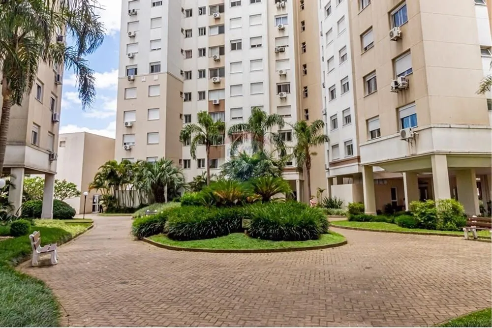 Apartamento para venda no bairro Vila Ipiranga em Porto Alegre