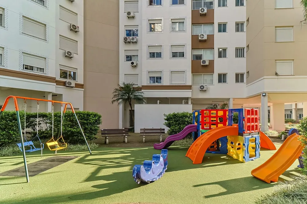 Apartamento para venda no bairro Vila Ipiranga em Porto Alegre