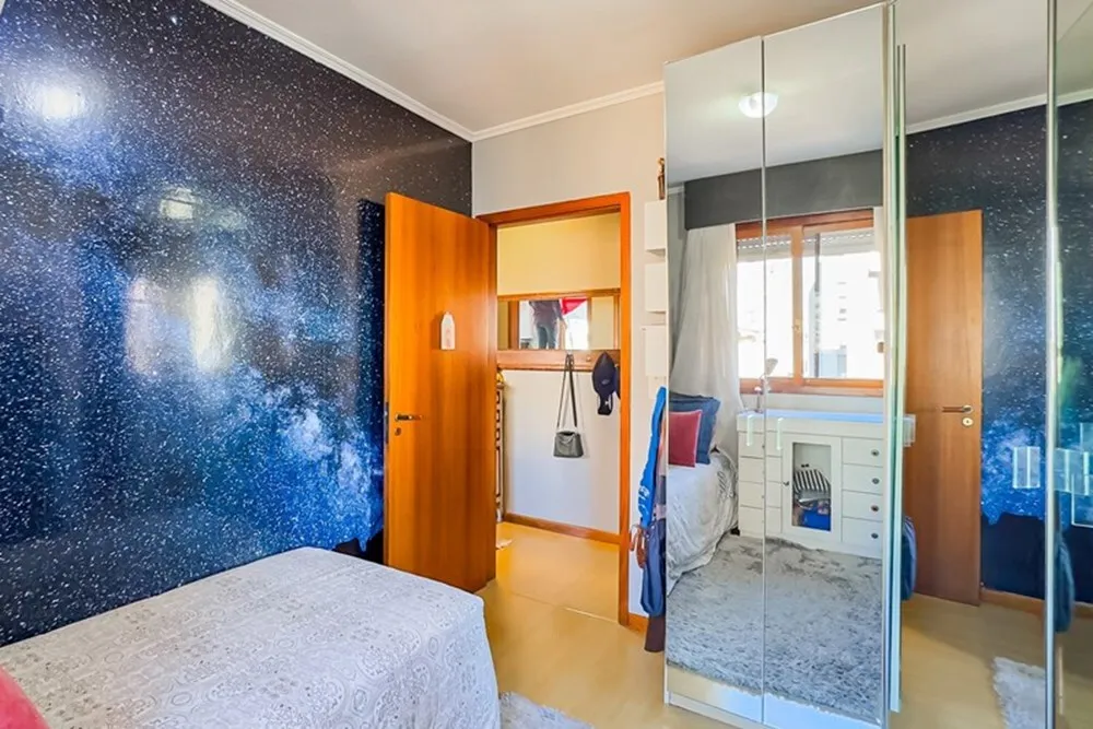 Apartamento para venda no bairro Jardim Lindóia em Porto Alegre