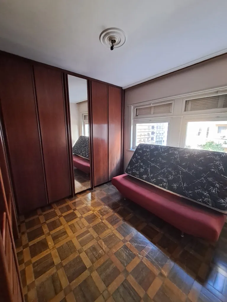 Apartamento para venda no bairro Centro Histórico em Porto Alegre