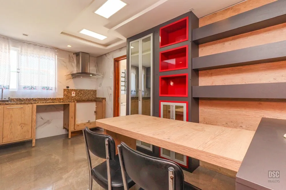 Casa para venda no bairro Vila Ipiranga em Porto Alegre