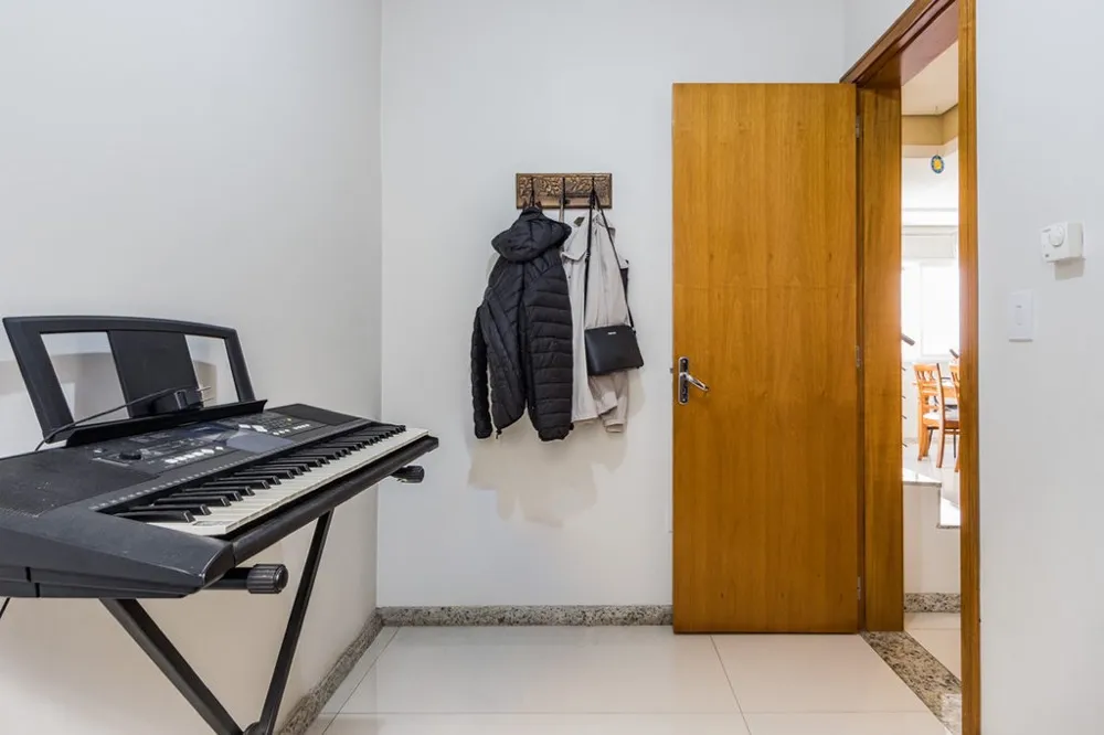 Casa em Condomínio para venda no bairro Vila Ipiranga em Porto Alegre