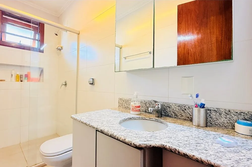 Casa para venda no bairro Teresópolis em Porto Alegre