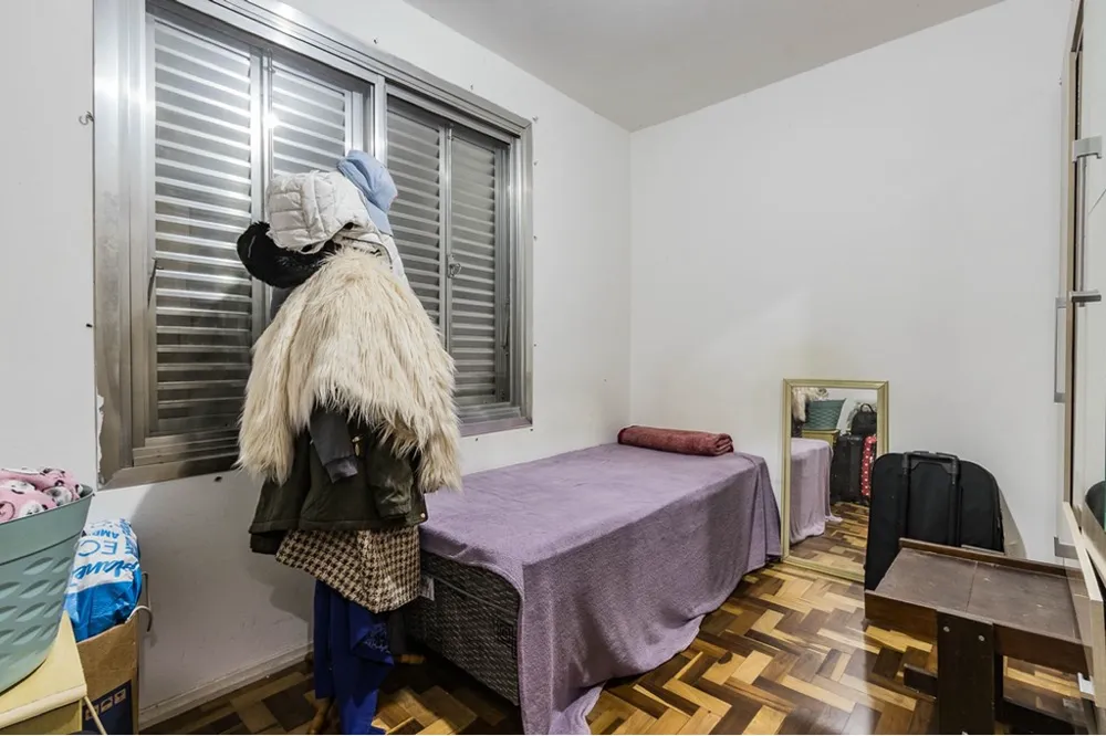 Apartamento para venda no bairro Vila Ipiranga em Porto Alegre