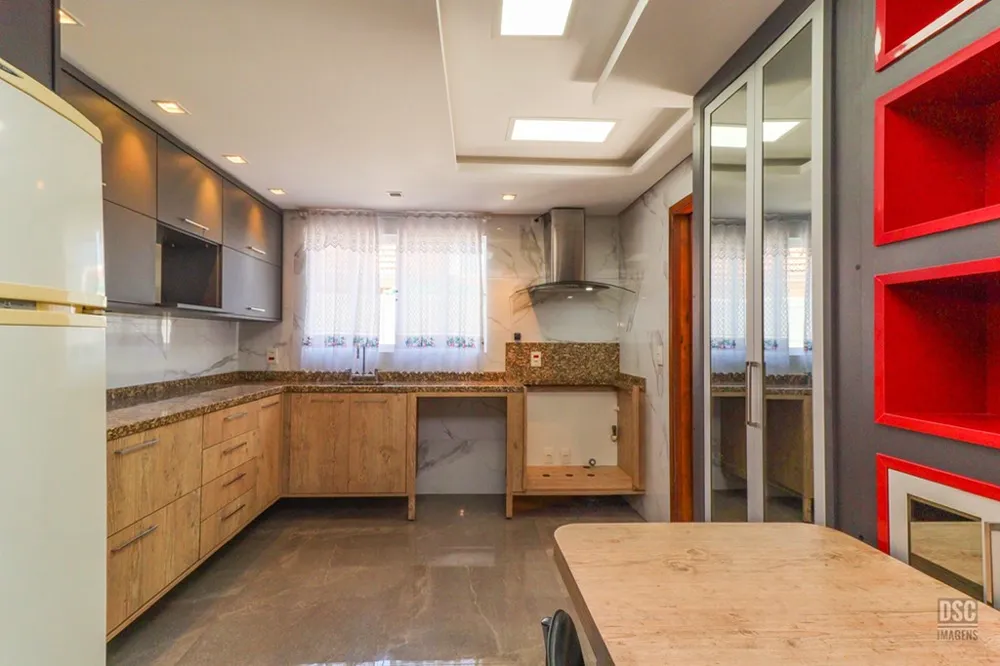 Casa para venda no bairro Vila Ipiranga em Porto Alegre