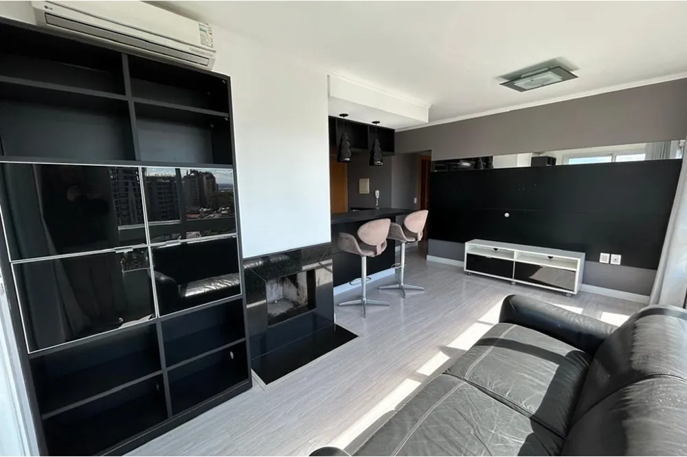 Apartamento para venda no bairro Três Figueiras em Porto Alegre