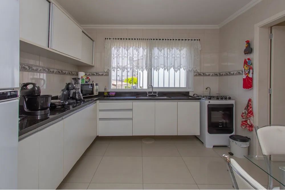 Casa para venda no bairro Vila Ipiranga em Porto Alegre