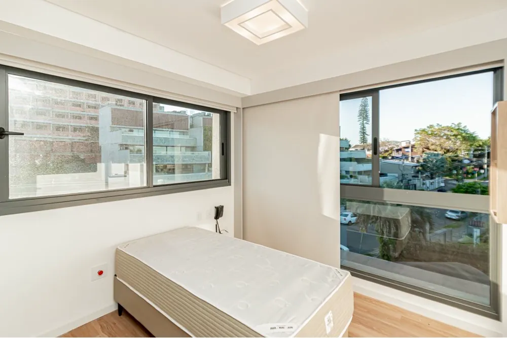 Apartamento para venda no bairro Três Figueiras em Porto Alegre