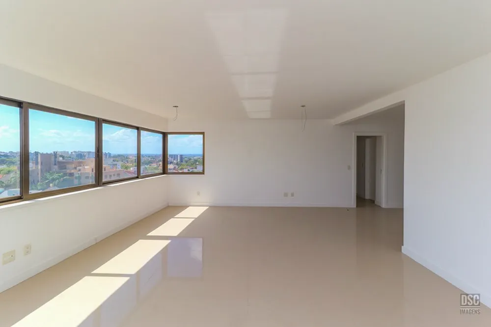 Apartamento para venda no bairro Jardim Planalto em Porto Alegre