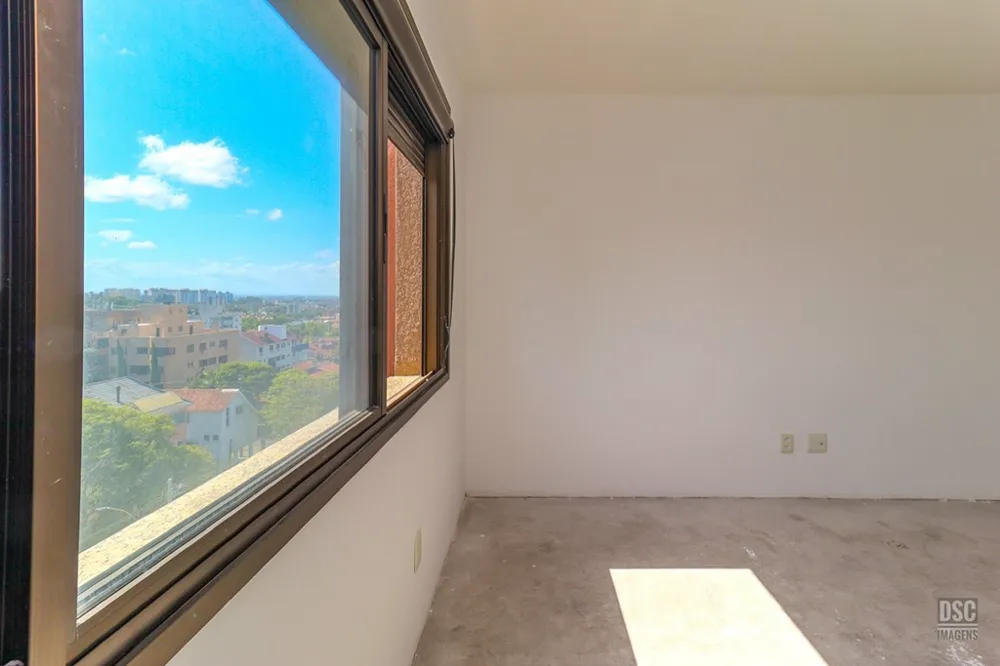 Apartamento para venda no bairro Jardim Planalto em Porto Alegre