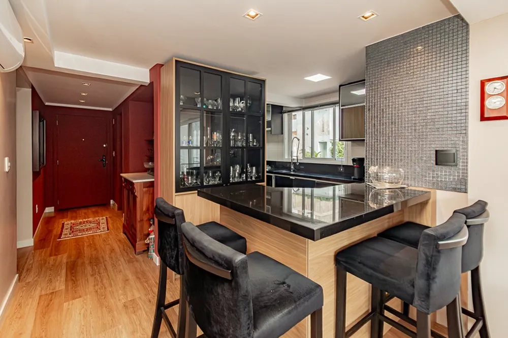 Apartamento para venda no bairro São João em Porto Alegre