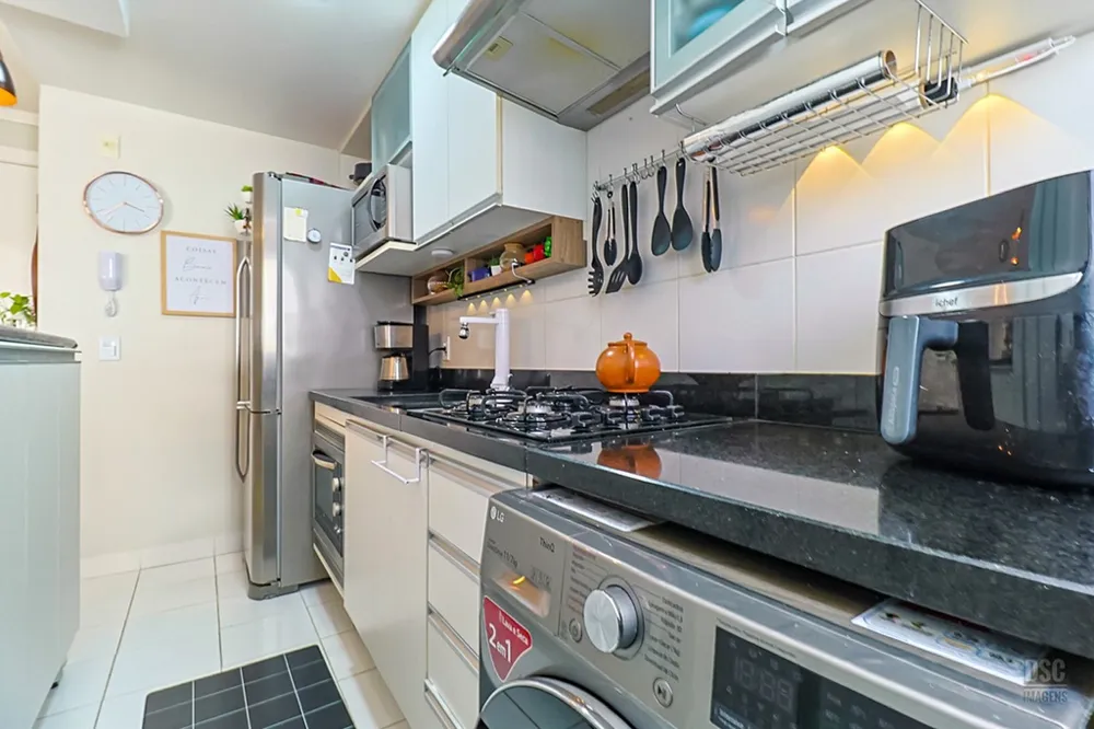 Apartamento para venda no bairro Vila Ipiranga em Porto Alegre