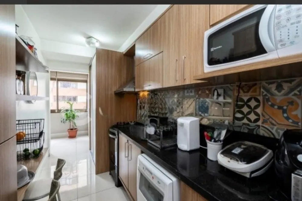 Apartamento para venda no bairro Vila Ipiranga em Porto Alegre