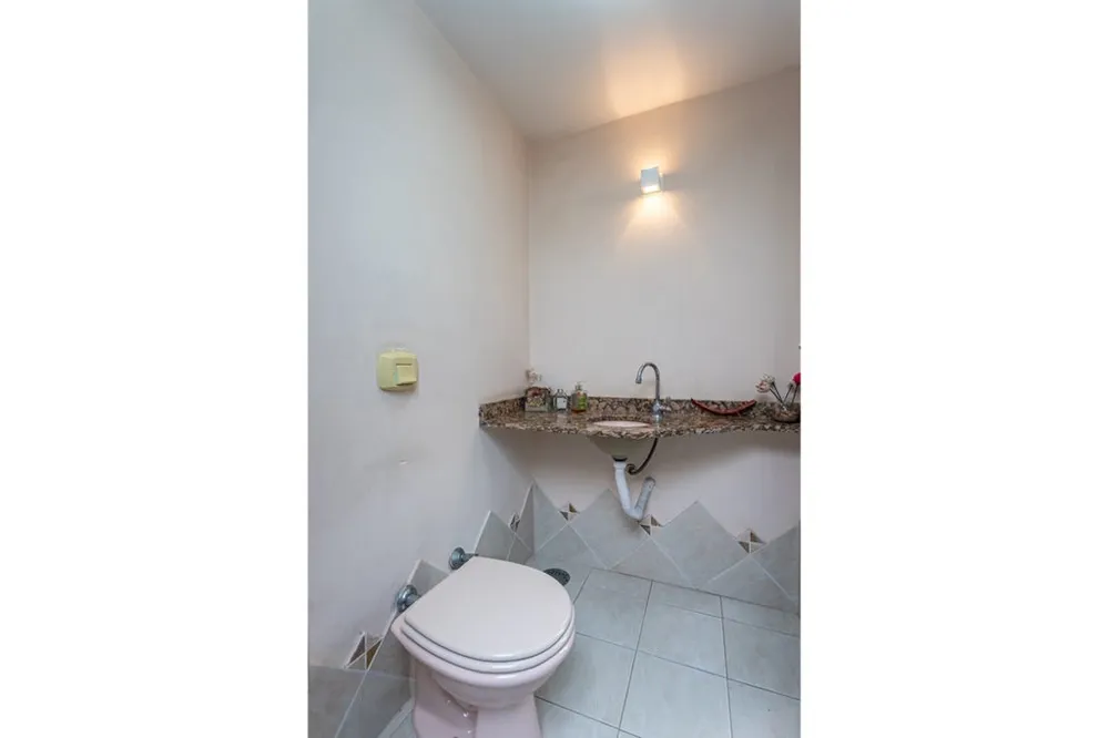 Casa para venda no bairro Teresópolis em Porto Alegre