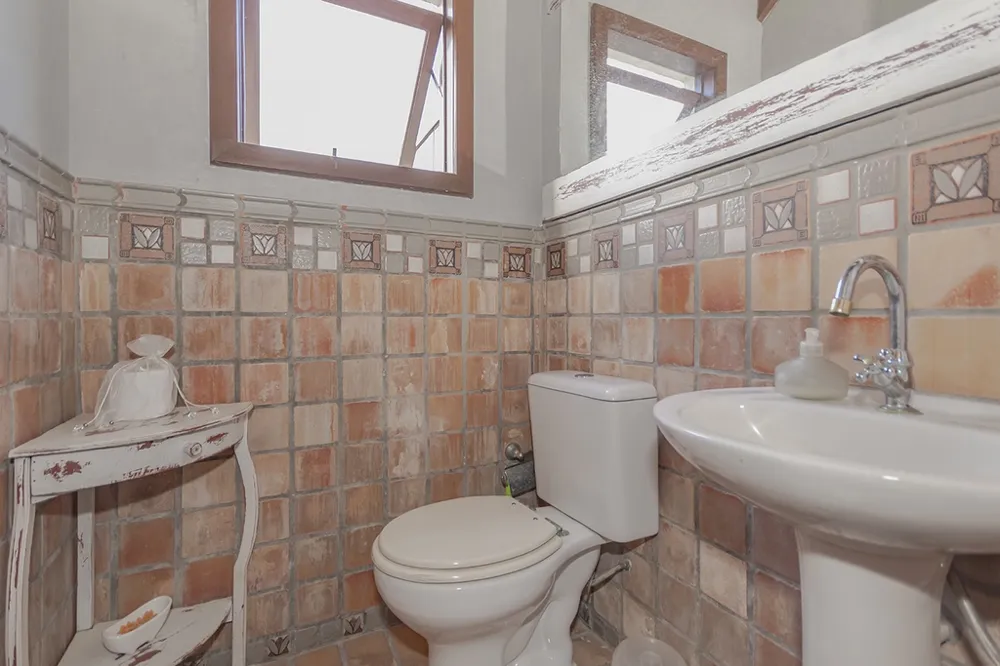 Casa para venda no bairro Jardim Itu em Porto Alegre