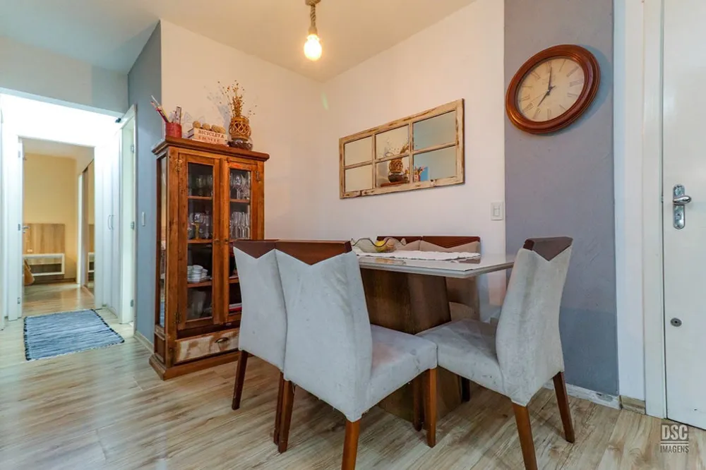 Apartamento para venda no bairro Vila Ipiranga em Porto Alegre