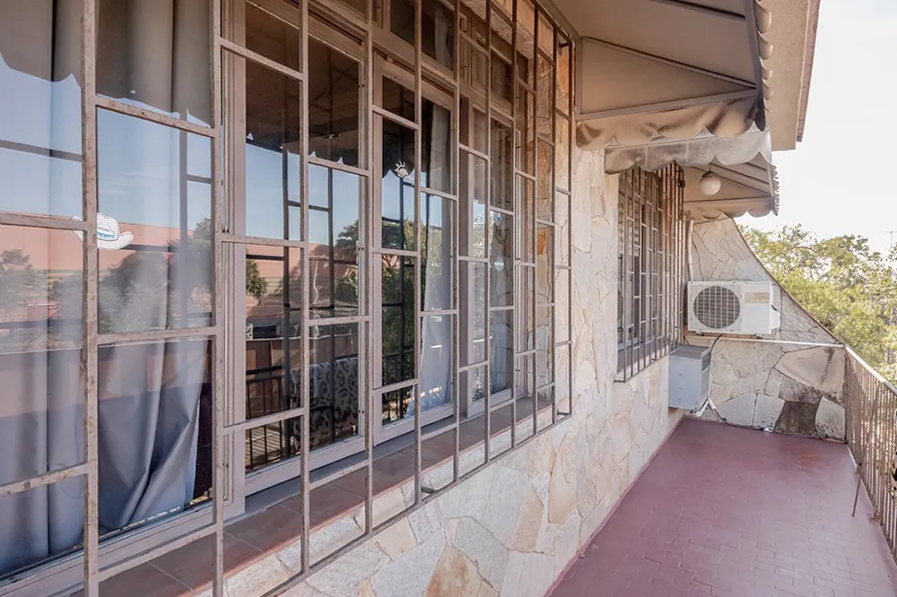 Casa para venda no bairro São Sebastião em Porto Alegre