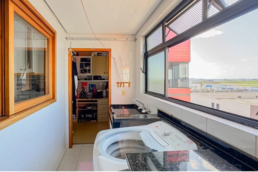 Apartamento para venda no bairro Jardim Lindóia em Porto Alegre