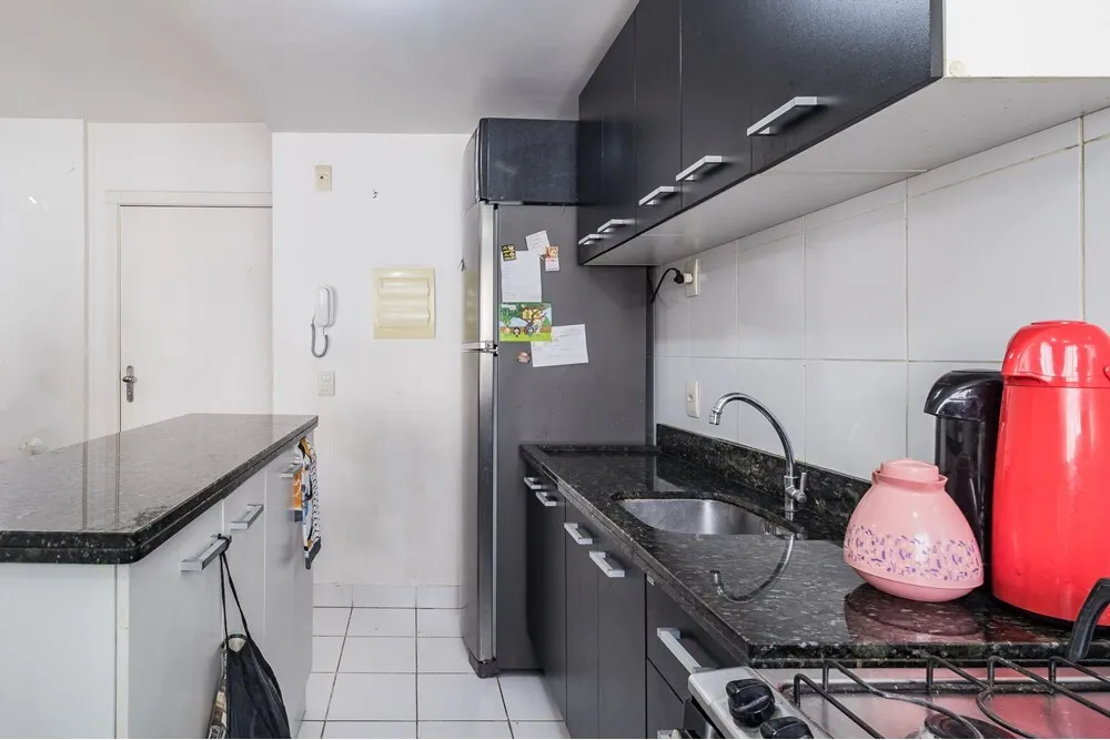 Apartamento para venda no bairro Vila Ipiranga em Porto Alegre