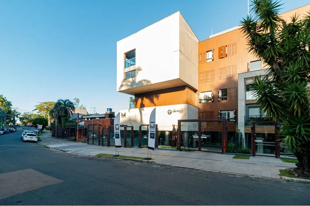 Apartamento para venda no bairro Três Figueiras em Porto Alegre