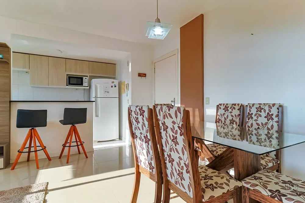 Apartamento para venda no bairro Vila Ipiranga em Porto Alegre