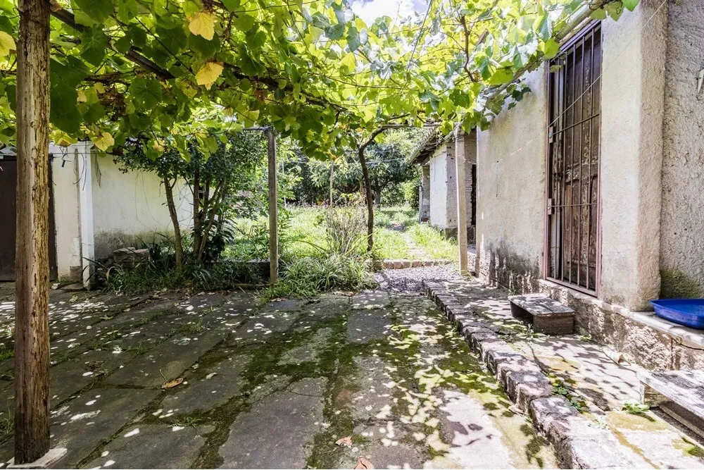 Casa para venda no bairro Partenon em Porto Alegre