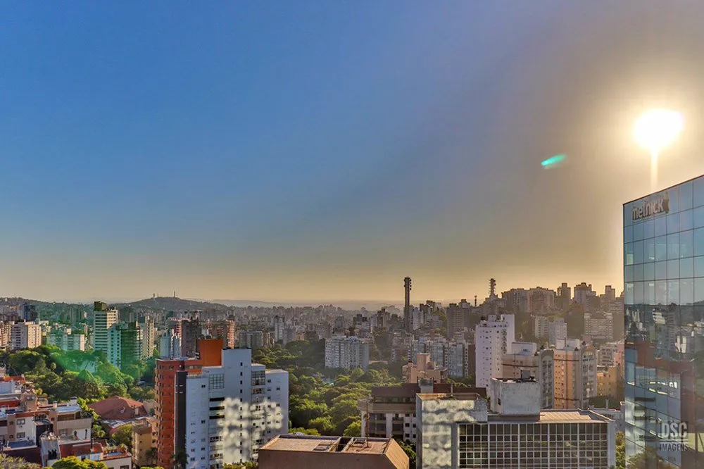 Apartamento para venda no bairro Três Figueiras em Porto Alegre