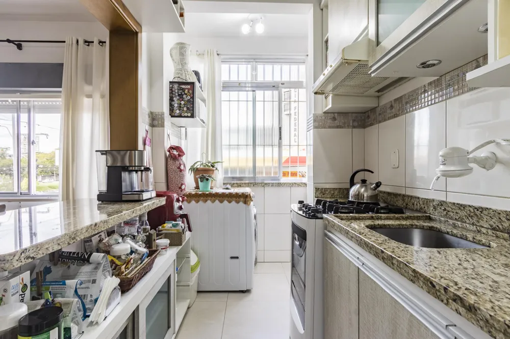 Apartamento para venda no bairro Azenha em Porto Alegre