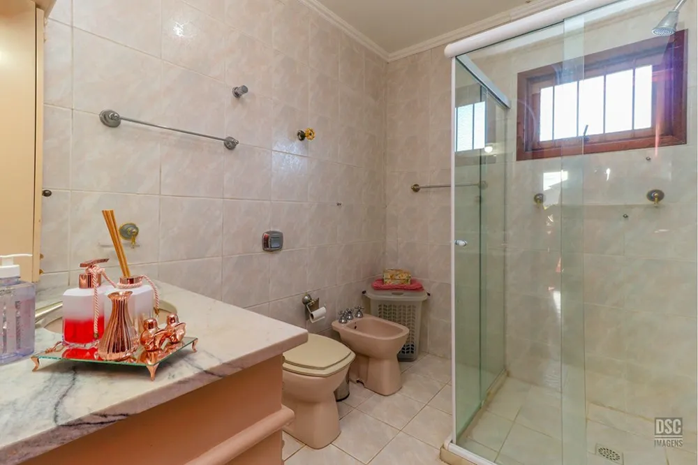Casa para venda no bairro Rubem Berta em Porto Alegre