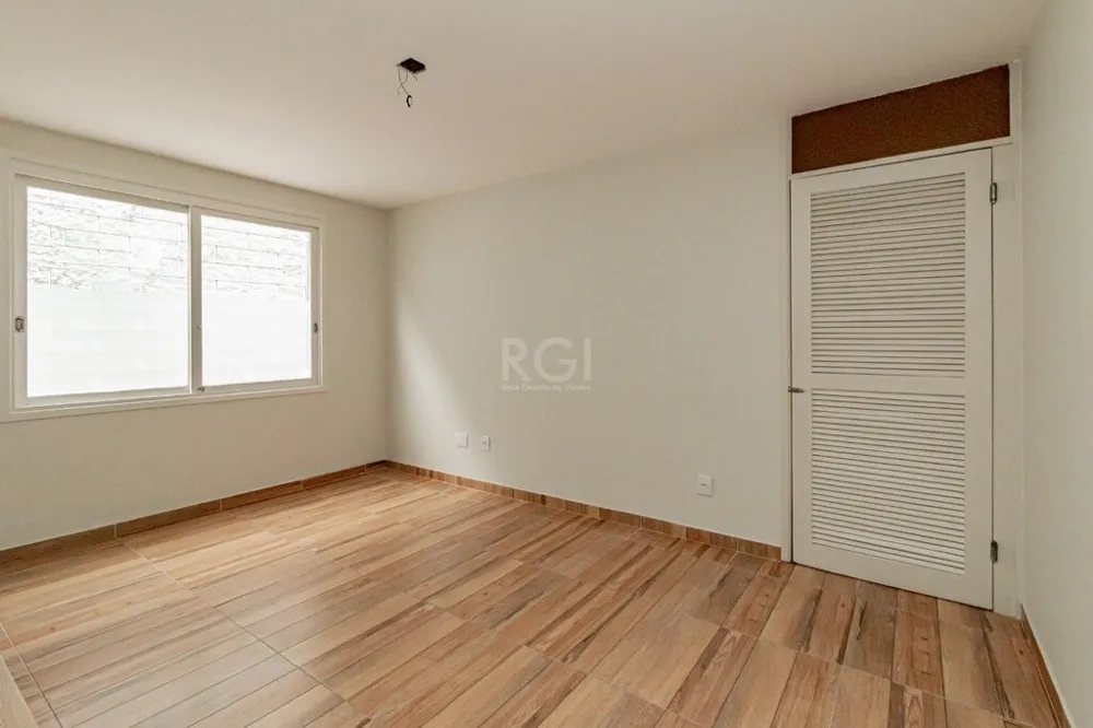 Apartamento para venda no bairro Vila Ipiranga em Porto Alegre