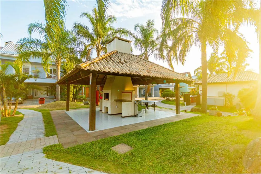 Casa em Condomínio para venda no bairro Sarandi em Porto Alegre